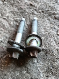 фото thumb №1, Болт важеля перед верхнього alfa 159 brera