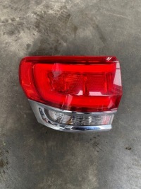 фото thumb №1, Jeep grand cherokee wk2 лампа ліва задня оригінал