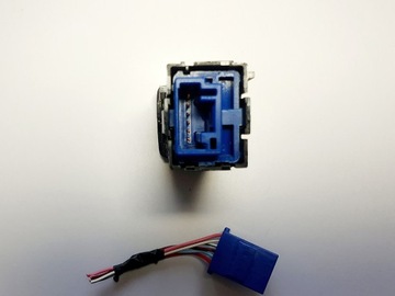 фото thumb №7, Перемикач обігріву сидіння лівий toyota corolla e21 19-