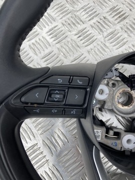 фото thumb №6, Руль yaris cross 21-