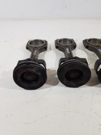 Поршень + шатун mercedes w205 1.6 dci r9ma500 626951 Недорого, фото thumb