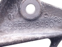 Peugeot 5008 кронштейн генератора 1.6 hdi дизель 82kw 112 hp 9653249480 с Разборки, фото thumb