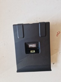 фото thumb №1, Tesla s выключатель кнопка открывания задний крышки