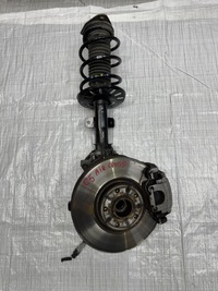 фото thumb №1, Поворотный кулак передняя правая citroen c5 aircross c5 - поворотный кулак