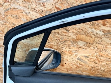 фото thumb №11, Двері передні праві правий перед suzuki splash лак: 26u білий