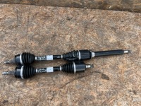 Купить Приводной вал правая jeep compass 2 1.3 plugin hybrid 00521161960, фото thumb