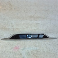 фото thumb №1, Toyota rav4 v накладка крышки багажника задняя 76801-42240