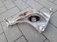 Купити Tesla model 3 2020 кронштейн двигуна 1095338, фото thumb