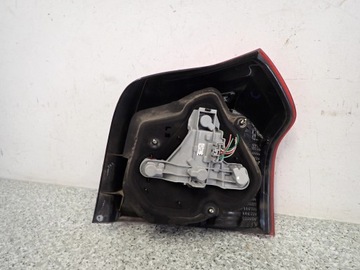 фото thumb №7, Toyota corolla e12 hb 04-07 лампа задняя левая