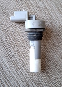 фото thumb №1, Датчик уровня жидкость омывателя renault 289110002r