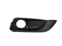 фото thumb №1, Opel crossland x 17- решітка права протитуманної фари бампера передній 39097381