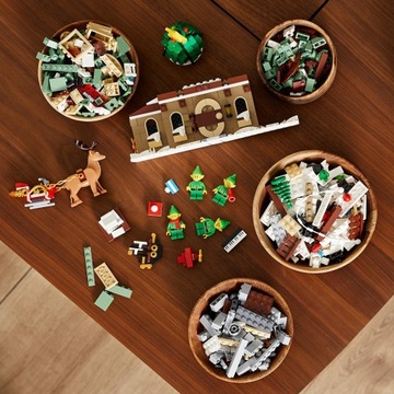 LEGO BLOCKS CHRISTMAS ELF HQ CREATOR EXPERT 10275