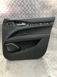 фото thumb №2, Обшивка обивка дверь правый перед alfa romeo stelvio