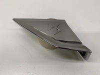 фото thumb №1, Citroen ds7 хром треугольник правый 9816937077