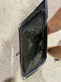 фото thumb №2, Jeep grand cherokee wk 2 ii стекло кузовная правая