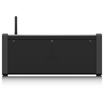 18-канальный цифровой микшер Behringer XR18