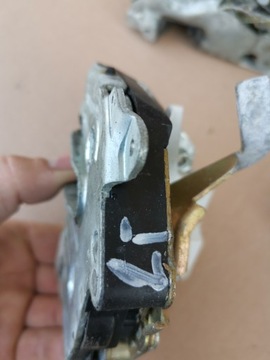 фото thumb №9, Замок дверь левый правый зад перед mercedes w124