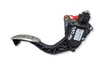 фото thumb №1, Потенціометр педаль газу 180108467r renault clio v 1.6 e-tech 2019-