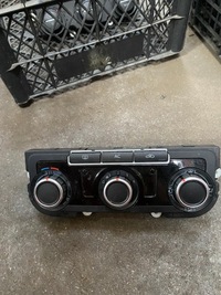 фото thumb №1, Vw панель кондиционера 3c8907336ab