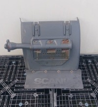 фото thumb №1, Scania r s xpi dc13 euro 6 крыло накладка подкрылок брызговик правый задняя