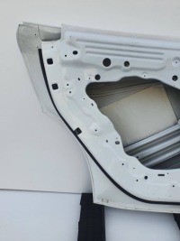 Tesla model y дверь задняя левая сторона левое  задняя 1493599-00-a Цена, фото thumb