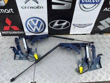 фото thumb №1, Audi q5 80a петли капота патроны 80a823823d