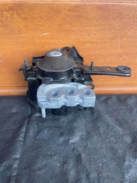 фото thumb №1, Кронштейн подушка toyota yaris cross 1.5 гібрид av-d2740