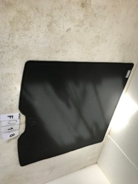 фото thumb №7, Volvo v50 обшивка багажника