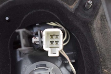 фото thumb №8, Лампа правая зад задняя toyota avensis t27 sedan 09-11