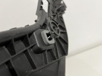 фото thumb №8, Audi e-tron 4ke направляющая кронштейн бампера правый задняя 4ke807454