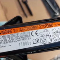 фото thumb №7, Toyota yaris iv 23r набір ремонтний колеса домкрат ключ вушко оригінал