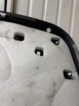 фото thumb №13, Tesla модель y 20- оббивка кришки багажника зад 1622264-00-b