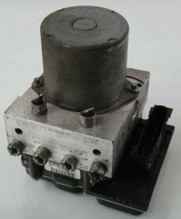 фото thumb №1, Renault twingo ii 10 r 1.2 16v блок управления насос abs