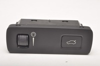 фото thumb №1, Volvo xc60 ii кнопка открывания крышки p31376510