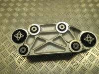 фото thumb №1, Скоба tesla model s 2015 103010600b