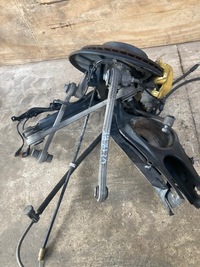 фото thumb №5, Mercedes cls 350 w218 поворотна опора ступиця праві зад