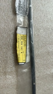 фото thumb №1, Молдинг кріпильна 3c0854541a vw passat b6 b7