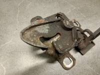 фото thumb №2, Замок капот alfa romeo 159