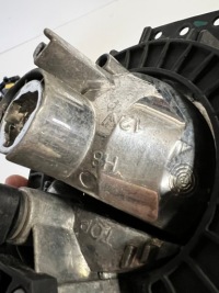 02at03bpl2151 mini 1305301 лампа противотуманная фара противотуманная правая левая 2015r Цена, фото thumb