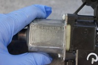 фото thumb №7, Моторчик скло лівий перед vw polo v 6r0959801bb