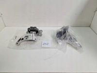 фото thumb №1, Лапи подушка двигуна trafic iii рестайлінг 2.0dci