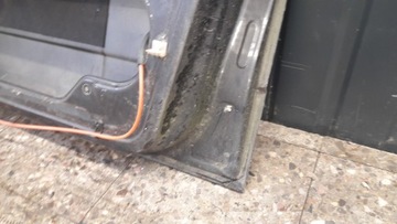 фото thumb №9, Двері праві перед vw golf ii 5d 88r