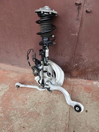 фото thumb №1, Поворотный кулак ступица амортизатор левая bmw f36 xd