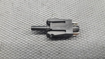 001545 Przełącznik świateł hamowania ford fiesta m