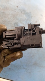 фото thumb №3, Привод крышка заливной renault modus 1.5dci 04r