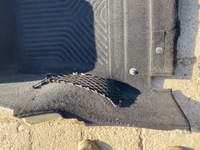 фото thumb №5, Обшивка задня килимок правий лівий перед w213