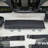 фото thumb №9, Оригінальна консоль середня mercedes-benz a w176