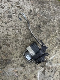 фото thumb №3, Tesla y 2023 насос abs