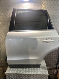 фото thumb №1, Двері оригінал лівий задня audi q5 8r