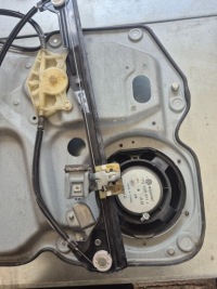 фото thumb №4, Vw touran подъемник стекло правое перед / 1t0837756l